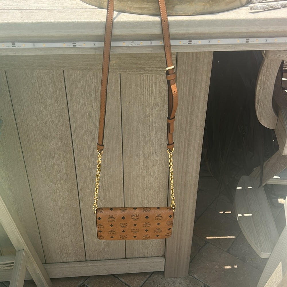 MCM Cognac Visetos Shoulder Bag - Picture 3 of 7